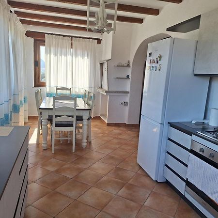 Апартаменти Attico Anais Loiri Porto San Paolo Екстер'єр фото